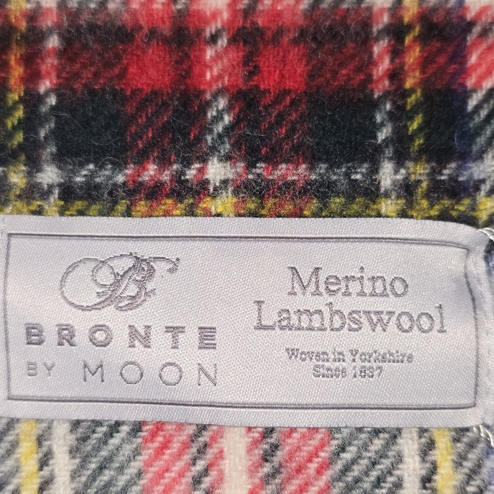 Bronte By Moon Merino Wool Scarf One Size - Picture 3 of 3